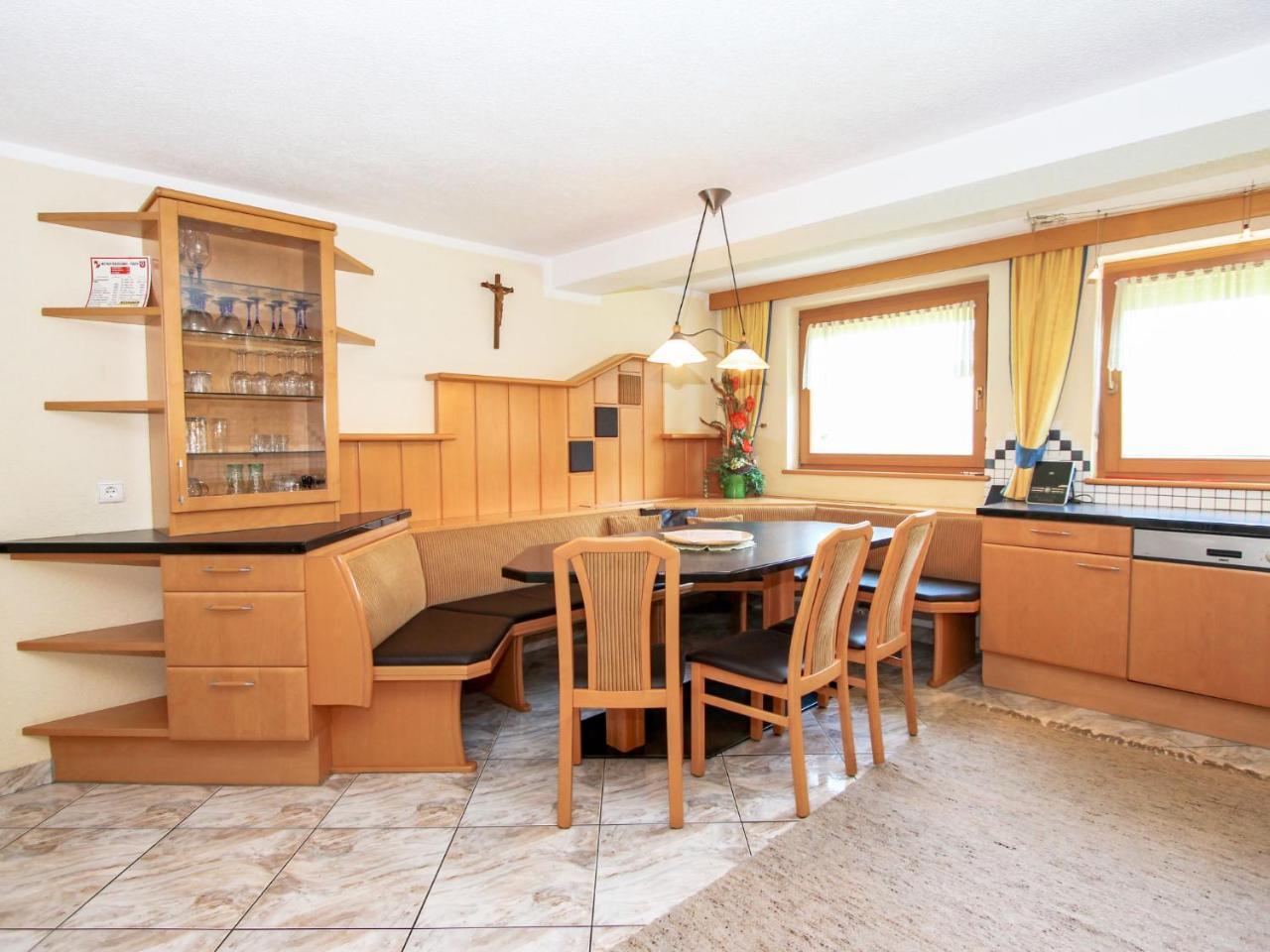 Apartment Christian By Interhome Fugen Bagian luar foto
