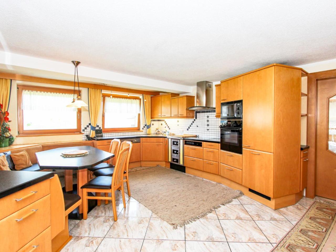 Apartment Christian By Interhome Fugen Bagian luar foto