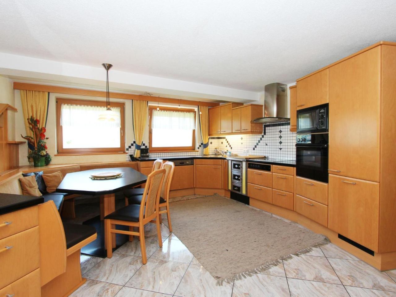 Apartment Christian By Interhome Fugen Bagian luar foto